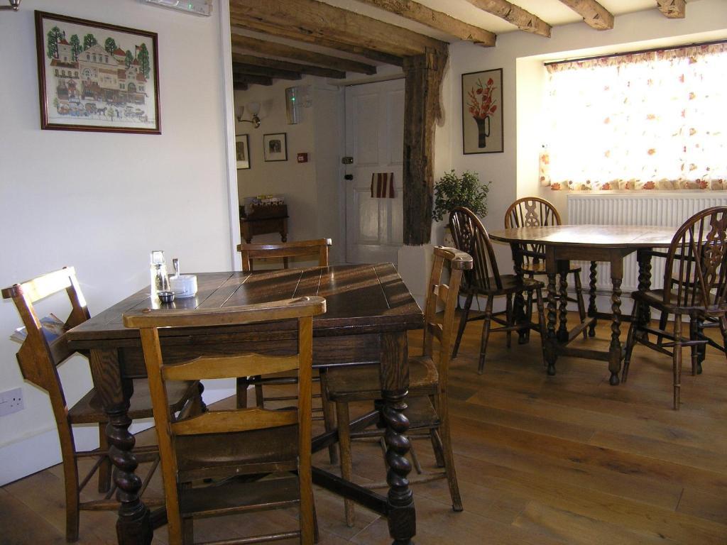 The Pilgrims Rest Hotel Littlebourne Exterior photo