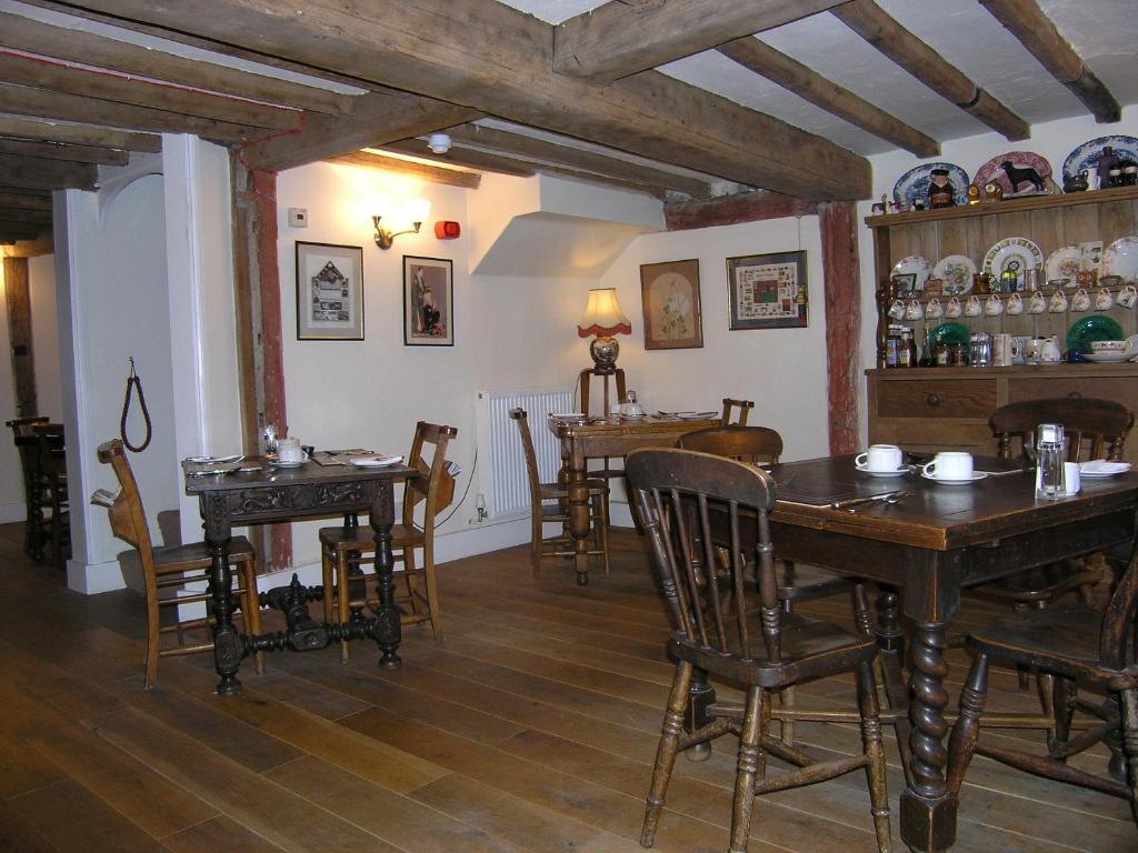 The Pilgrims Rest Hotel Littlebourne Exterior photo