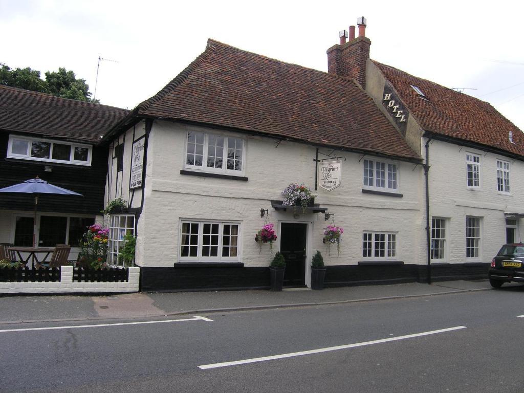The Pilgrims Rest Hotel Littlebourne Exterior photo