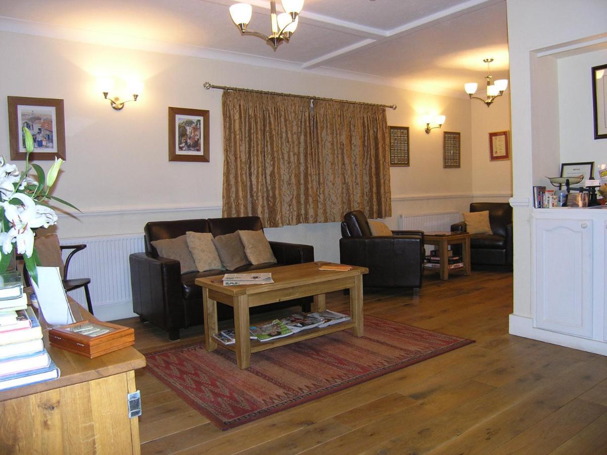 The Pilgrims Rest Hotel Littlebourne Exterior photo